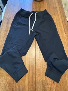 Vuori Navy Drawstring Joggers with Ribbed Cuffs